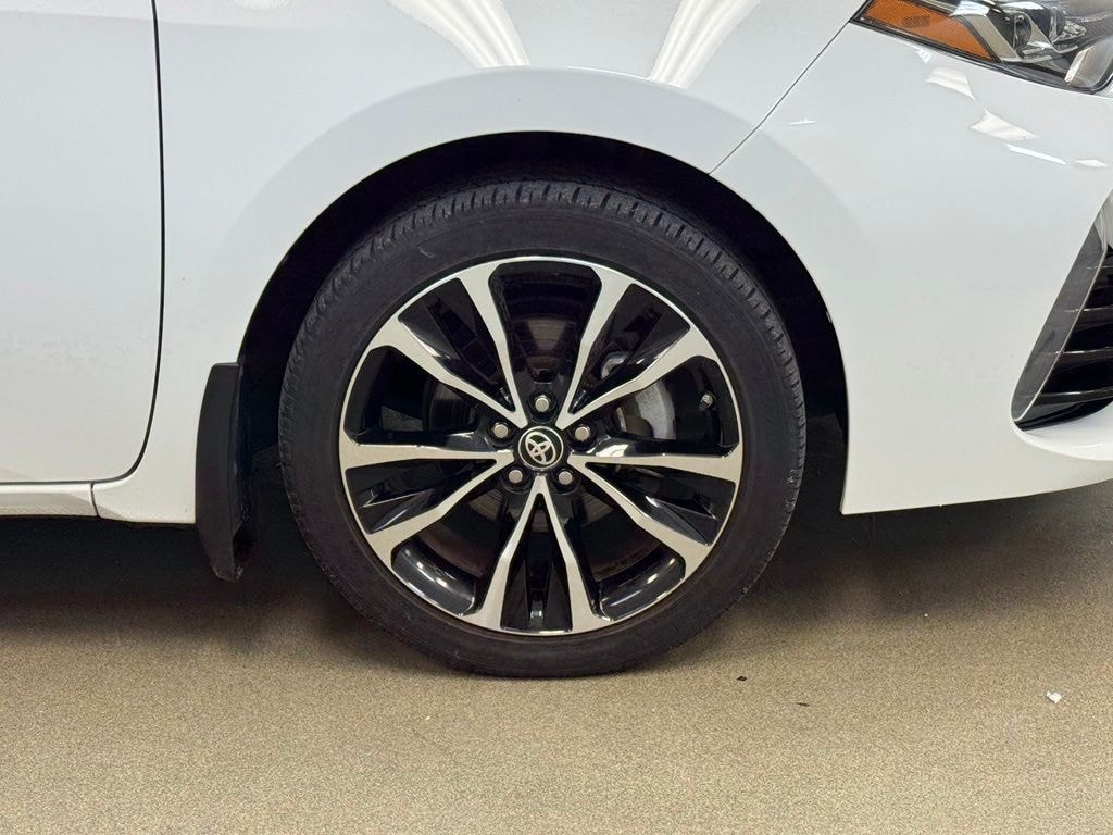 Used 2019 Toyota Corolla SE Sedan