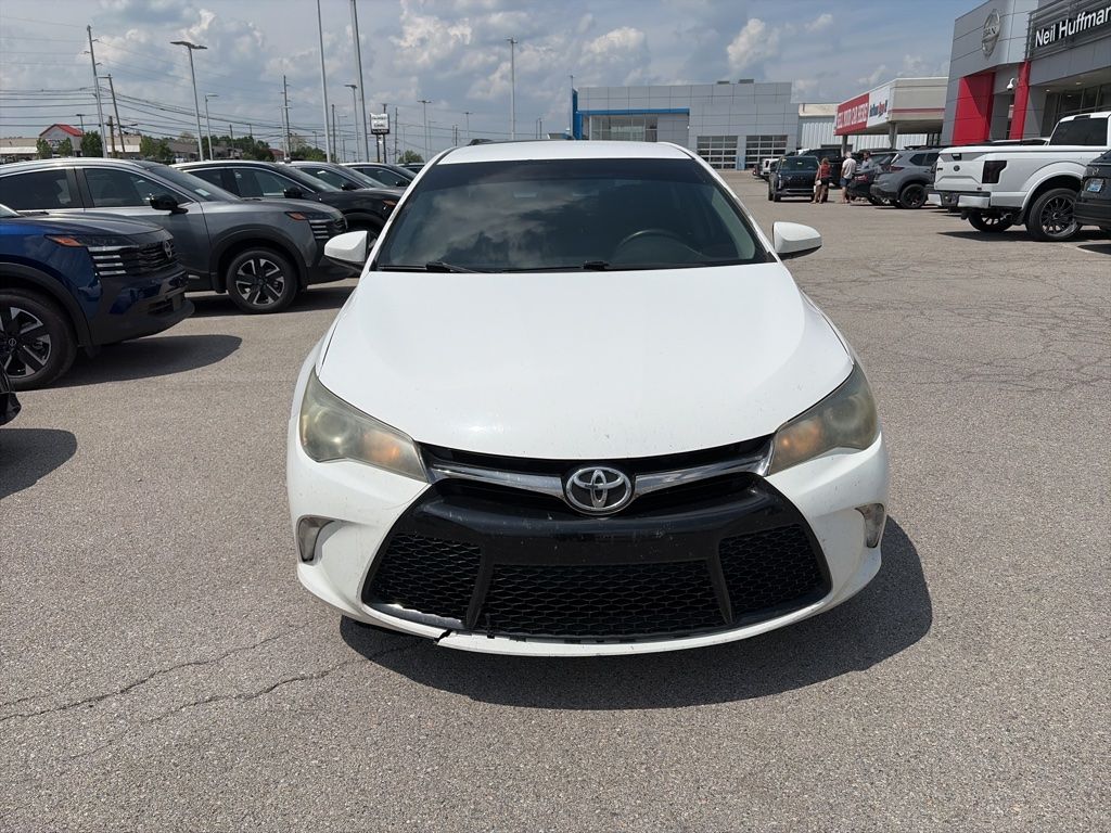 Used 2015 Toyota Camry SE with VIN 4T1BF1FK5FU053036 for sale in Frankfort, KY
