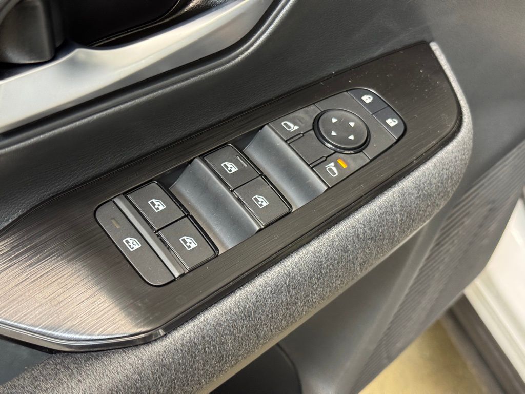 2026 Nissan KICKS SV AWD - Photo 9