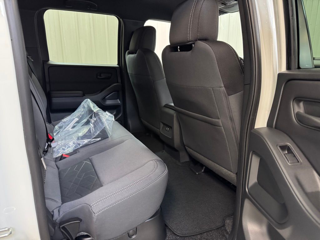 2026 Nissan Frontier SV - Photo 24