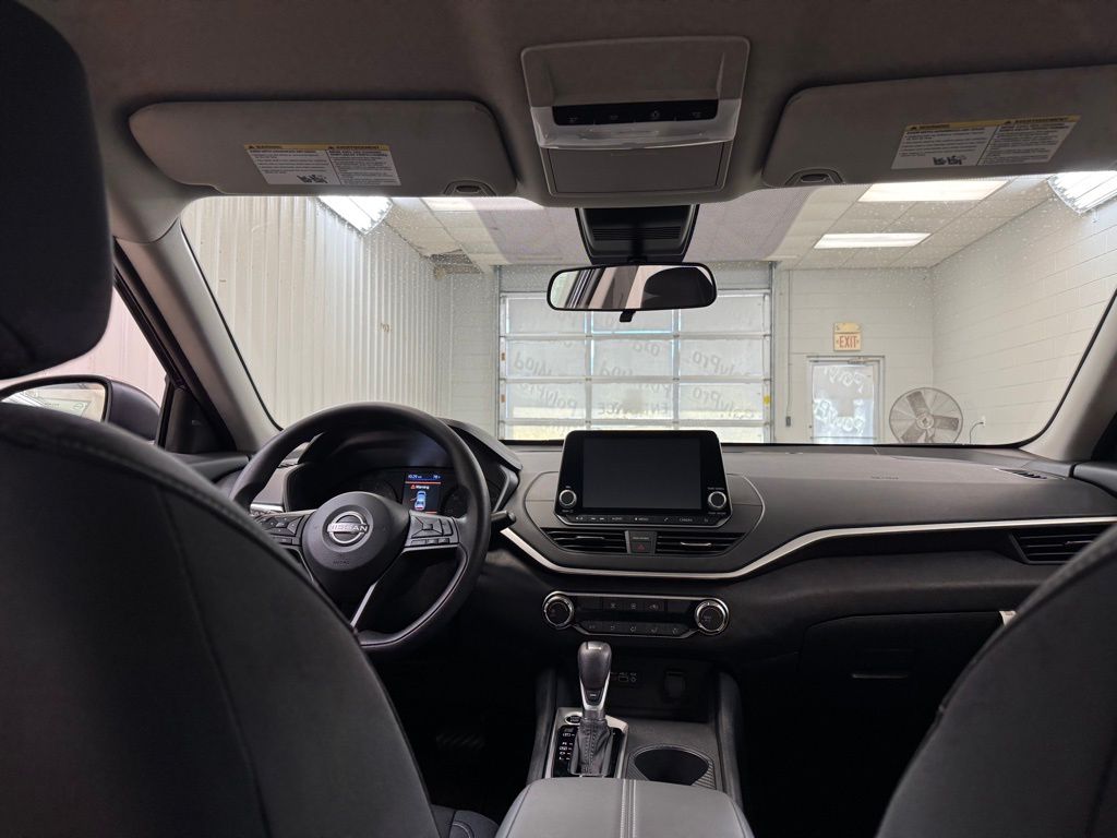 2025 Nissan Altima S - Photo 18