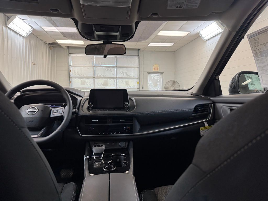 2026 Nissan Rogue SV - Photo 21