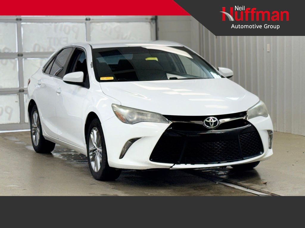 2015 Toyota Camry SE