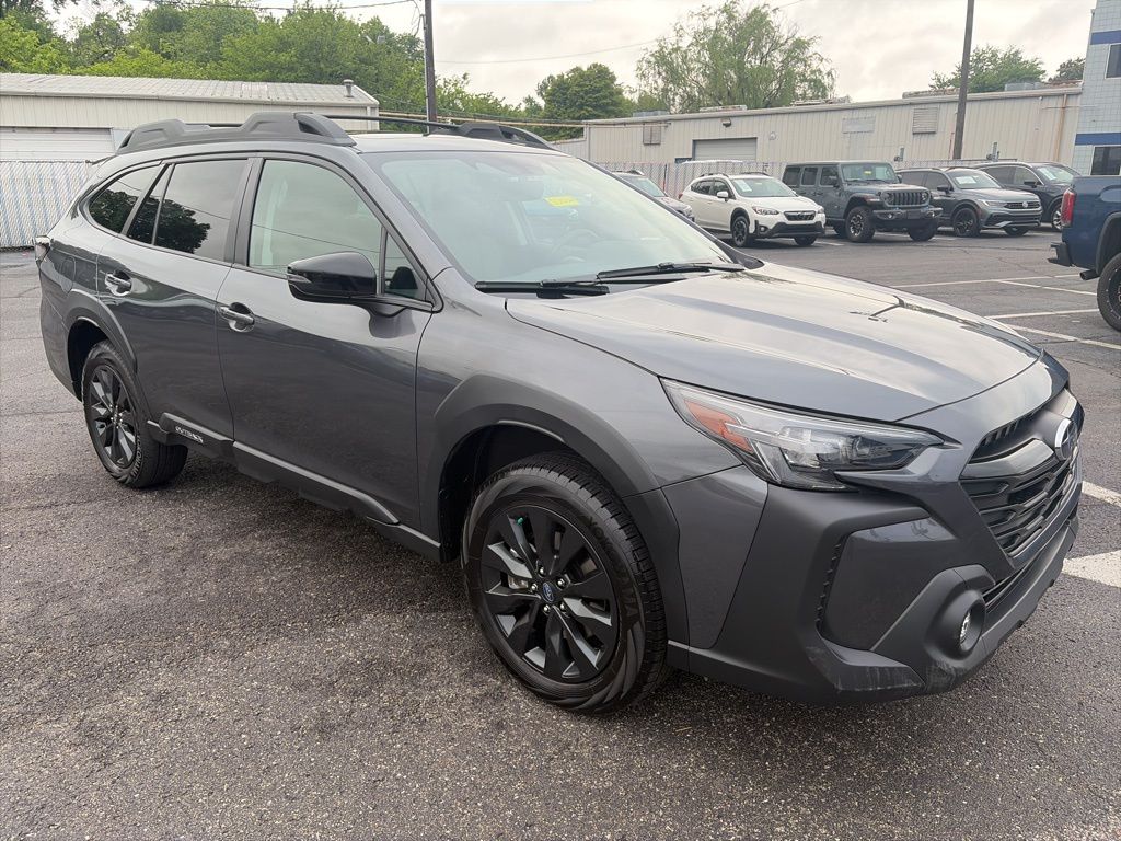 2025 Subaru Outback Onyx Edition's photo
