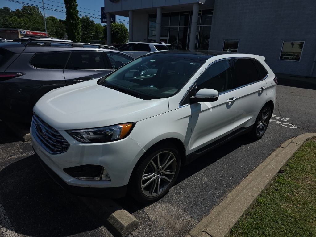 2022 Ford Edge Titanium AWD's photo