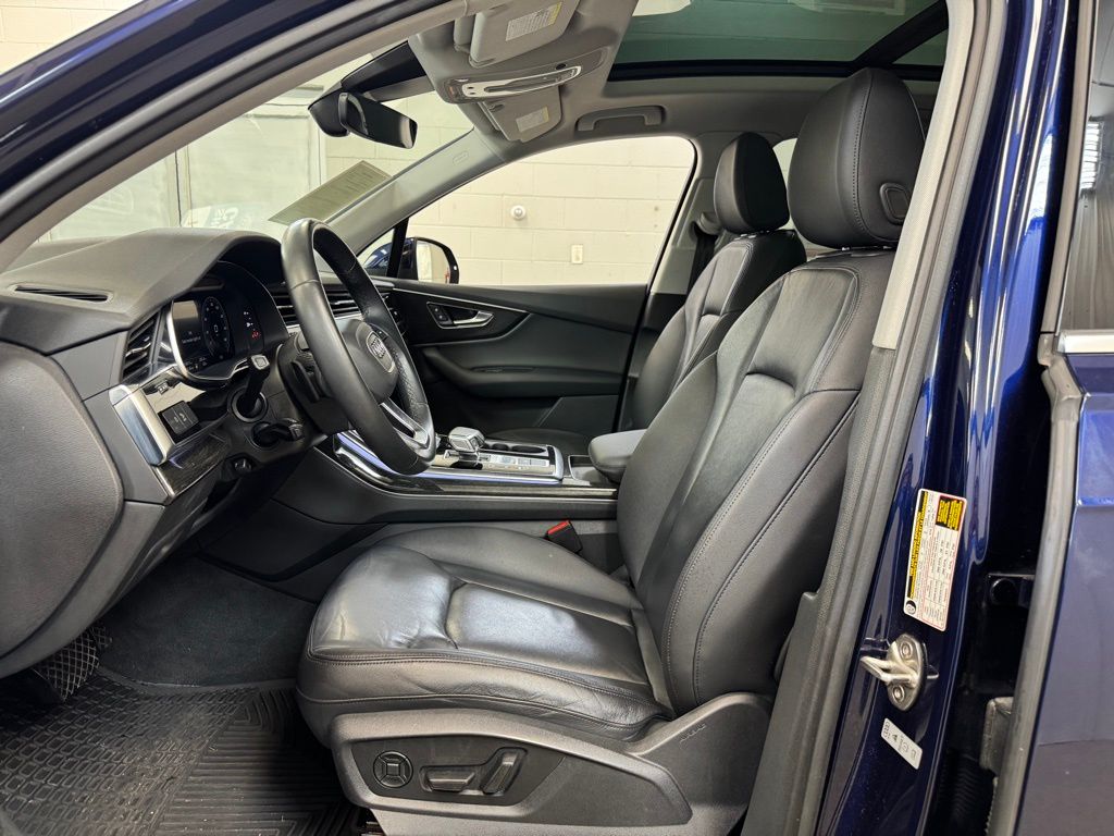 2022 Audi Q7 Premium - Photo 13
