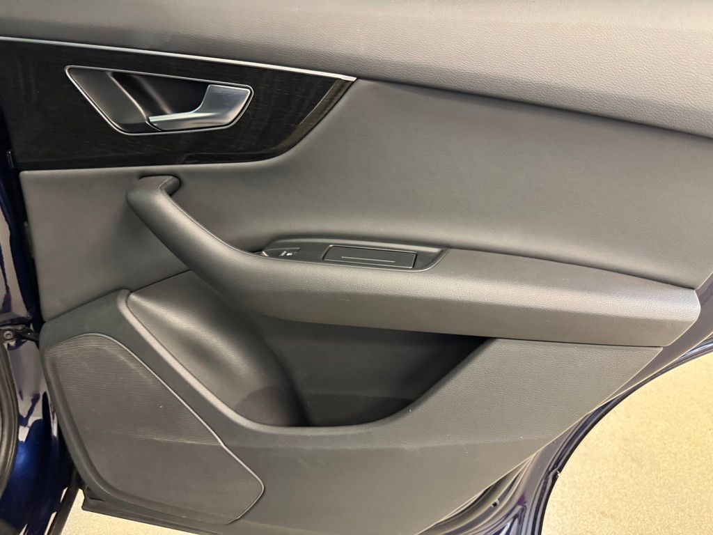2022 Audi Q7 Premium - Photo 29