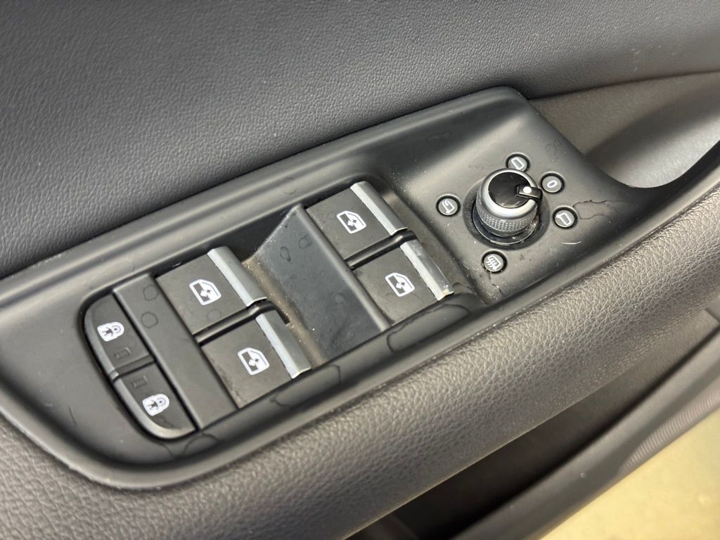 2022 Audi Q7 Premium - Photo 9