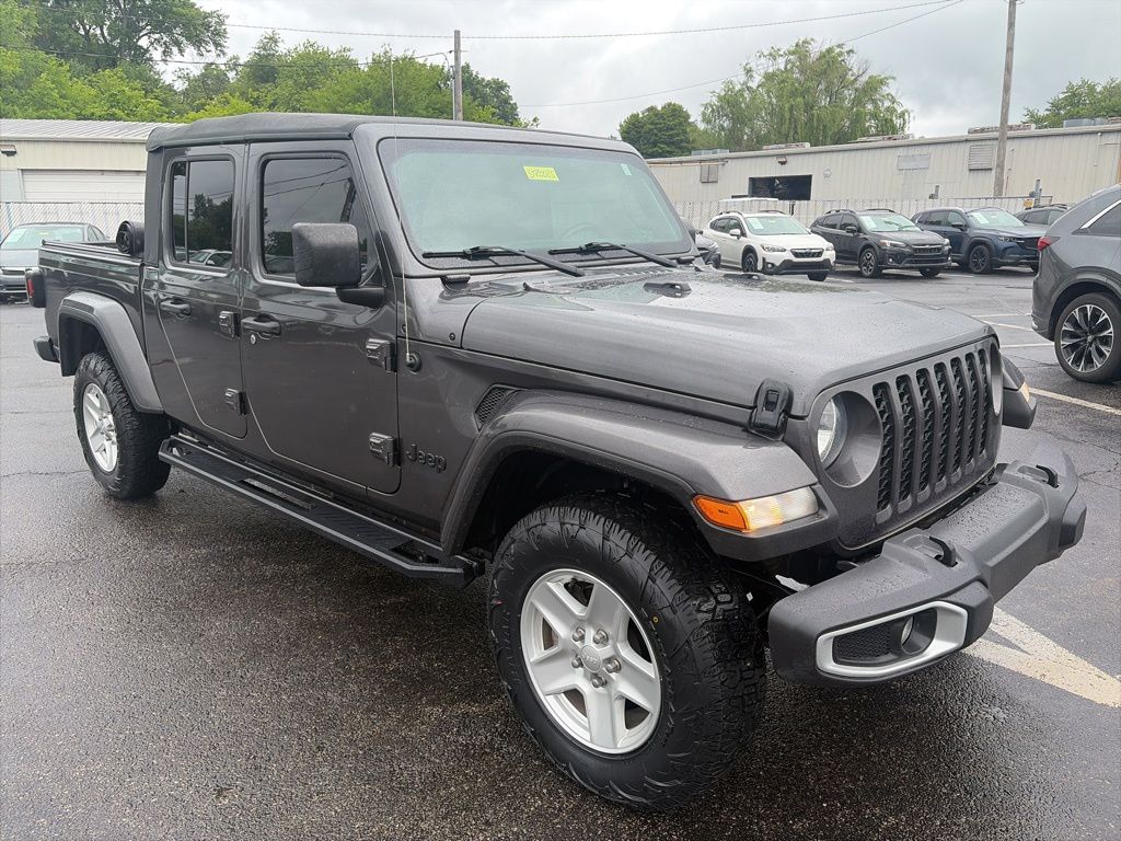 2021 Jeep Gladiator Sport S's photo