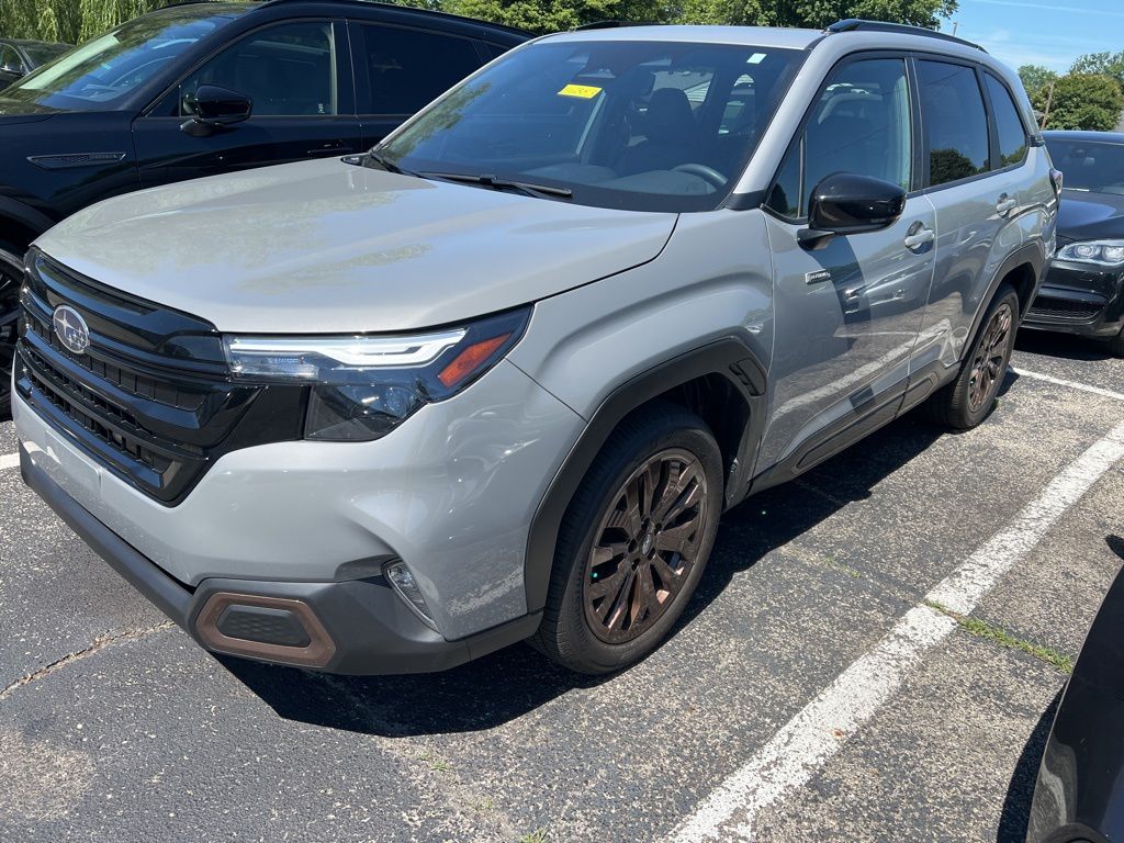 2025 Subaru Forester Sport Hybrid's photo