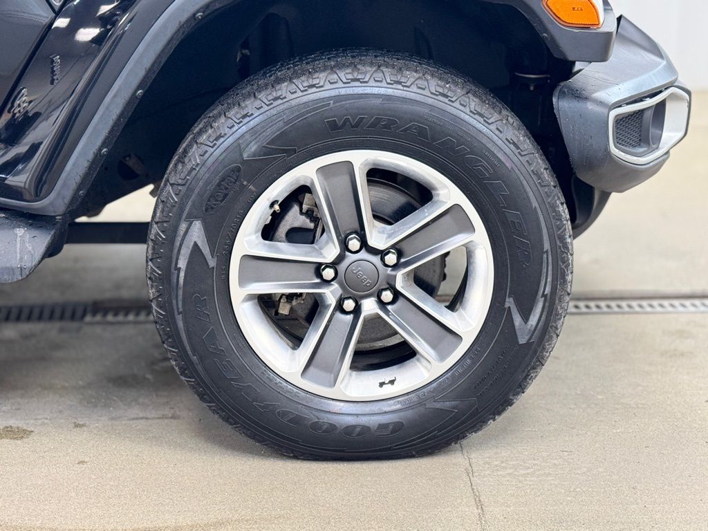 2021 Jeep Wrangler Unlimited Sahara - Photo 6