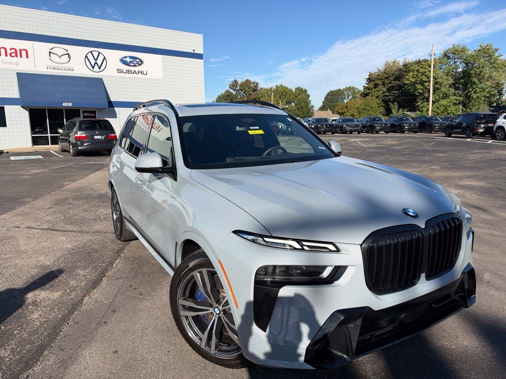 2025 BMW X7