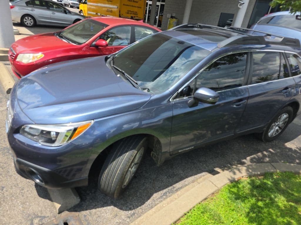 2017 Subaru Outback 2.5i Premium's photo