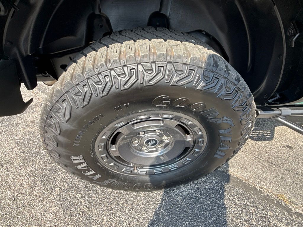 2024 Ford Bronco 4-Door Everglades - Photo 11