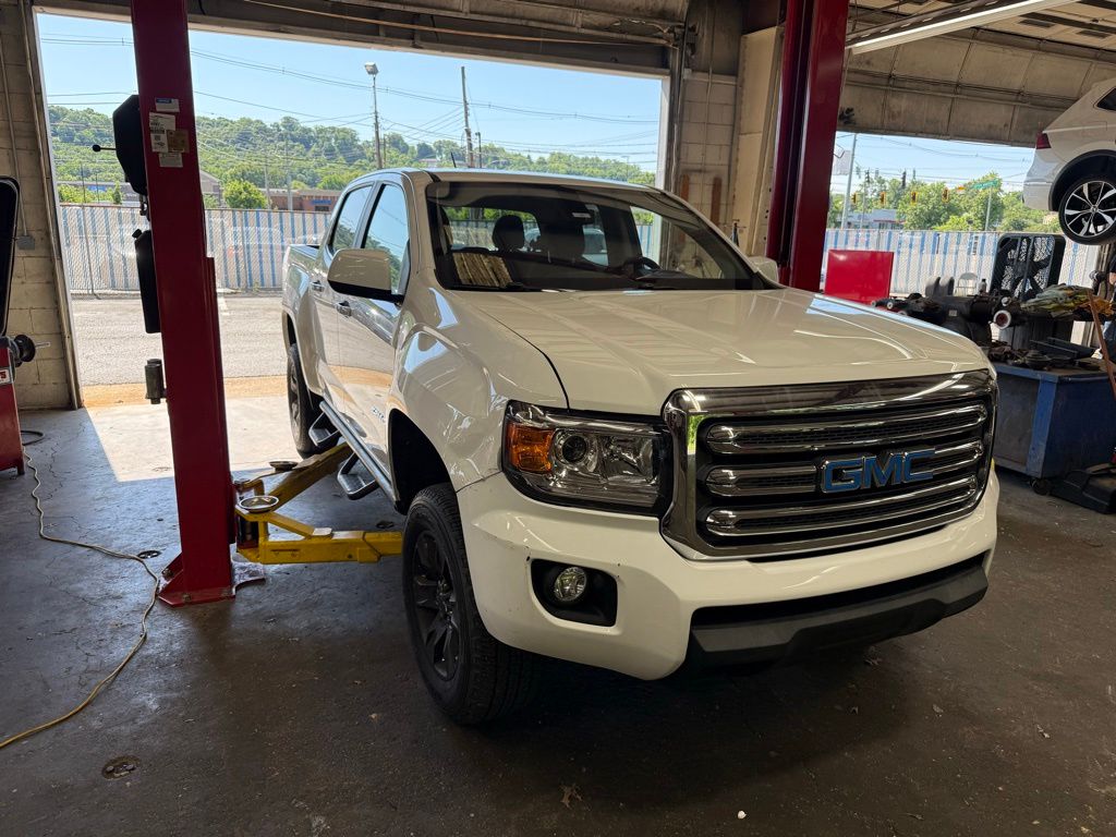 2017 GMC Canyon 2WD SLE Crew Cab Short Box's photo