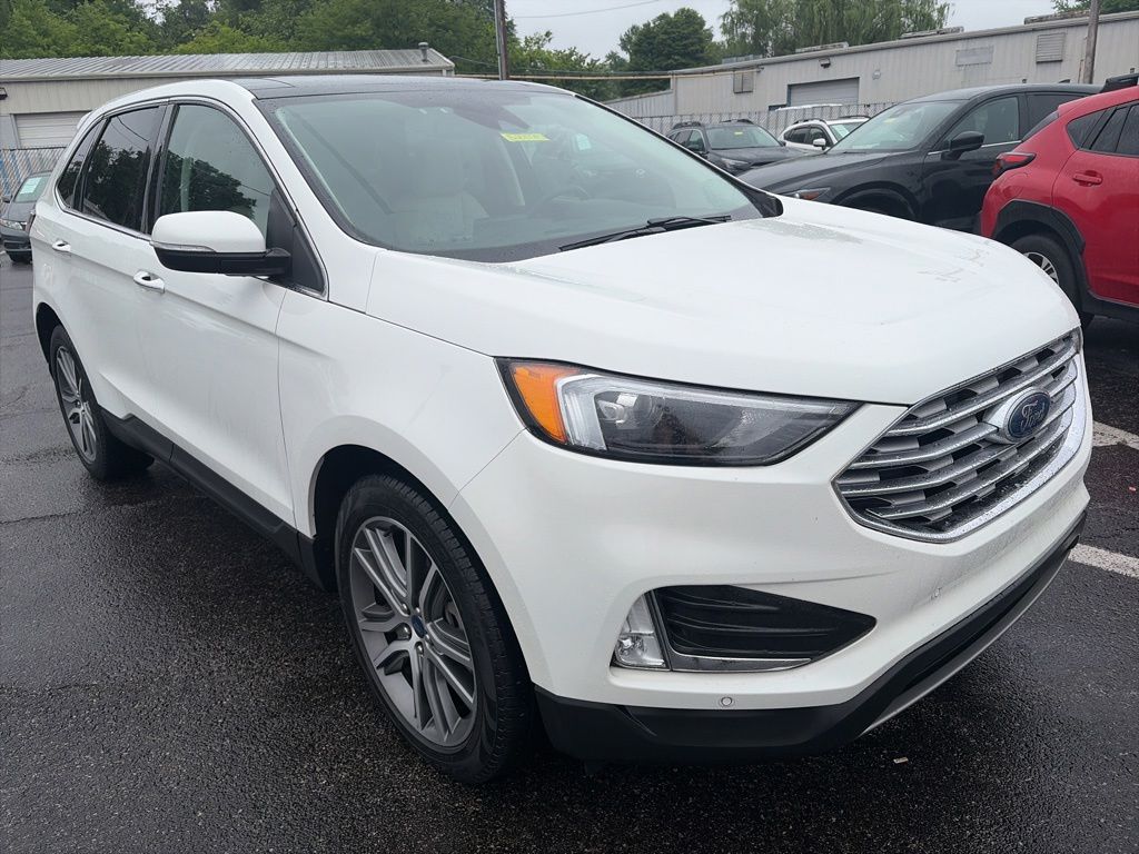 2022 Ford Edge Titanium AWD's photo