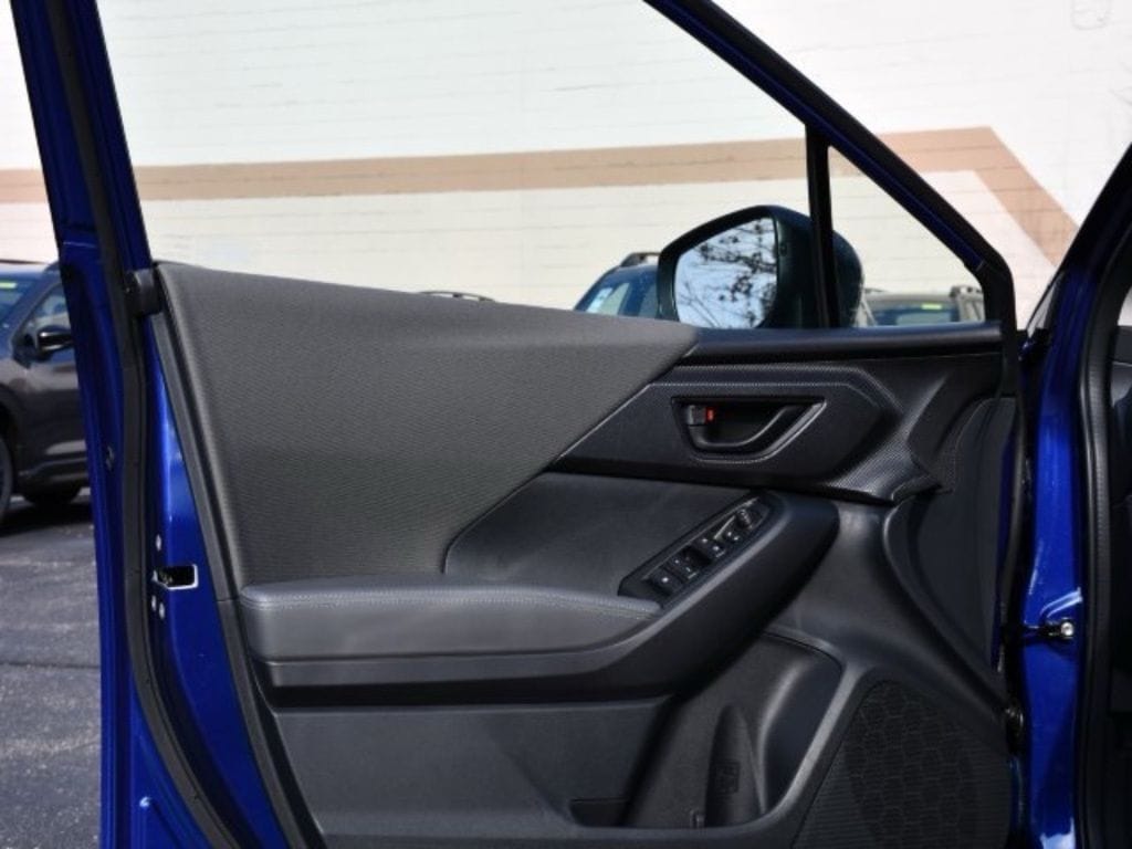 2026 Subaru Crosstrek Premium - Photo 7