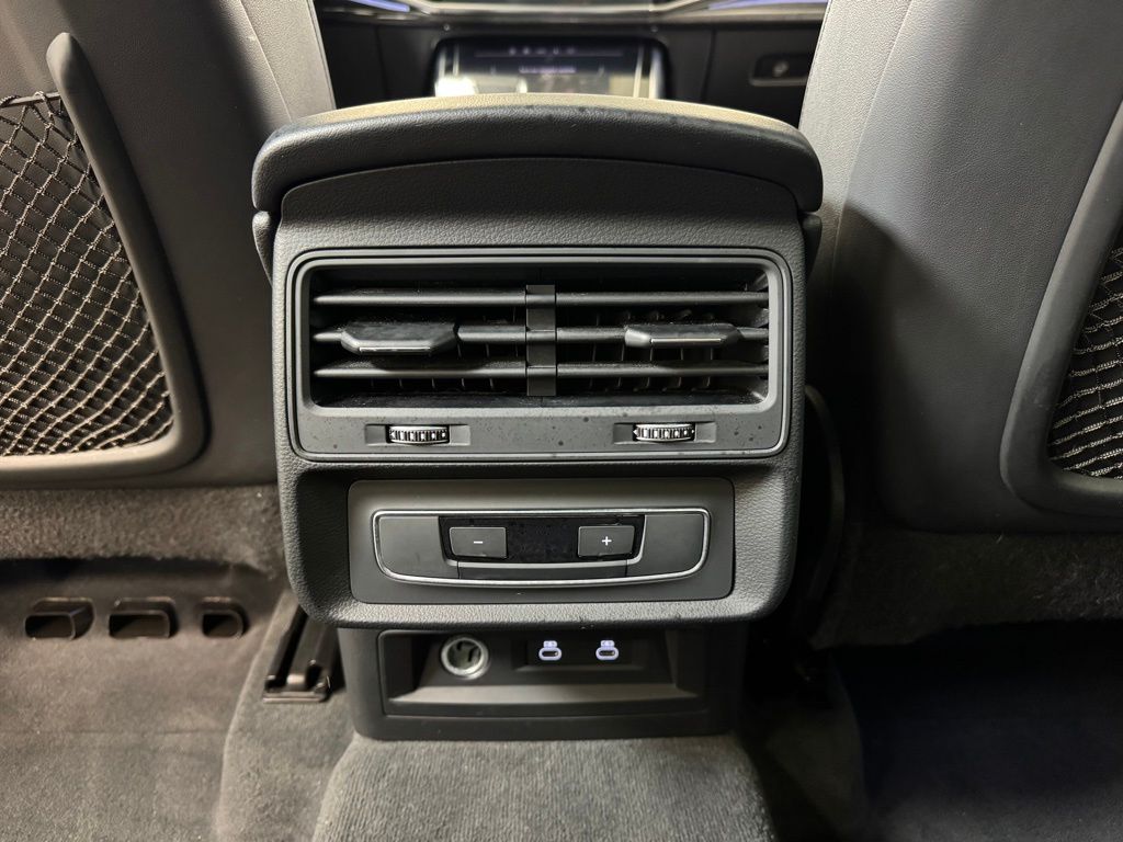 2022 Audi Q7 Premium - Photo 19