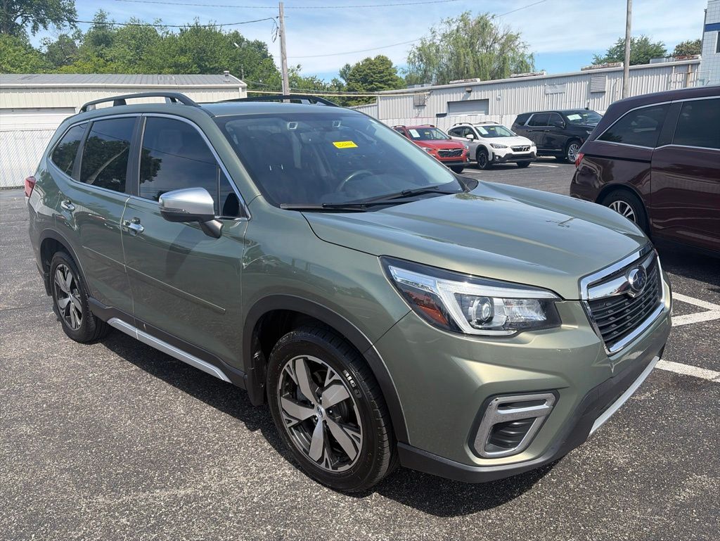 2019 Subaru Forester Touring's photo