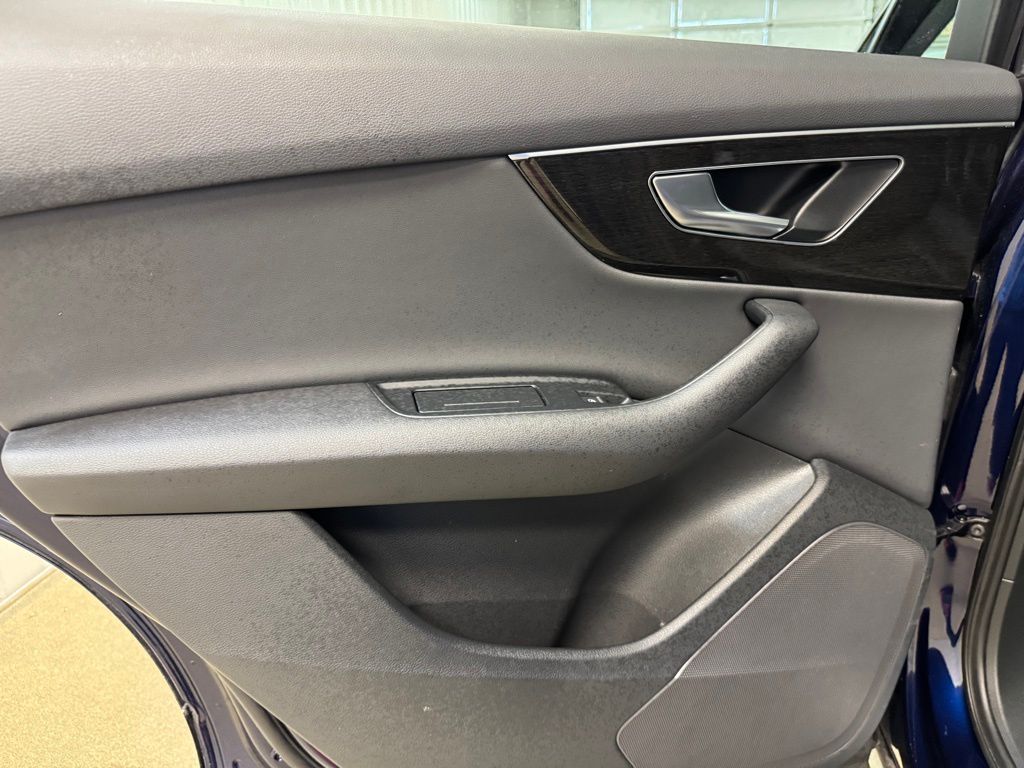 2022 Audi Q7 Premium - Photo 16