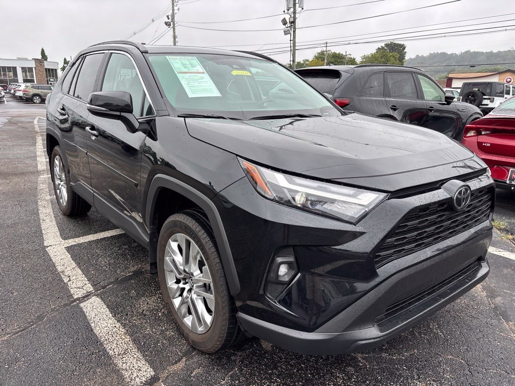 2025 Toyota RAV4