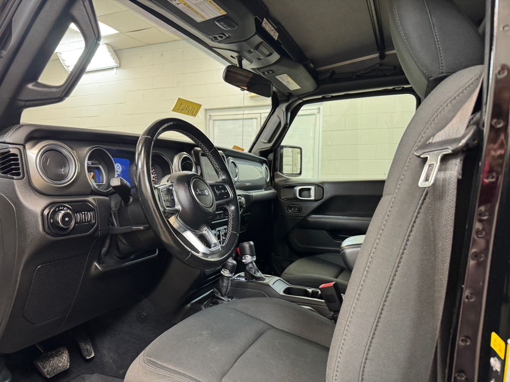 2021 Jeep Wrangler Unlimited Sahara - Photo 13