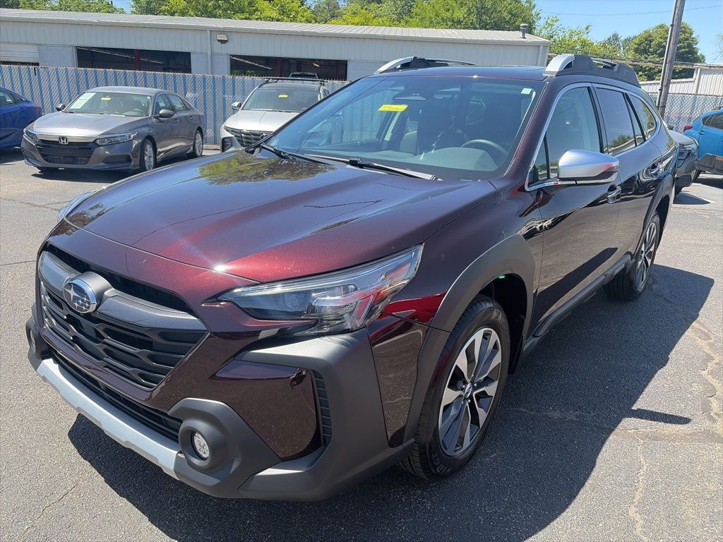Used 2025 Subaru Outback Touring XT SUV