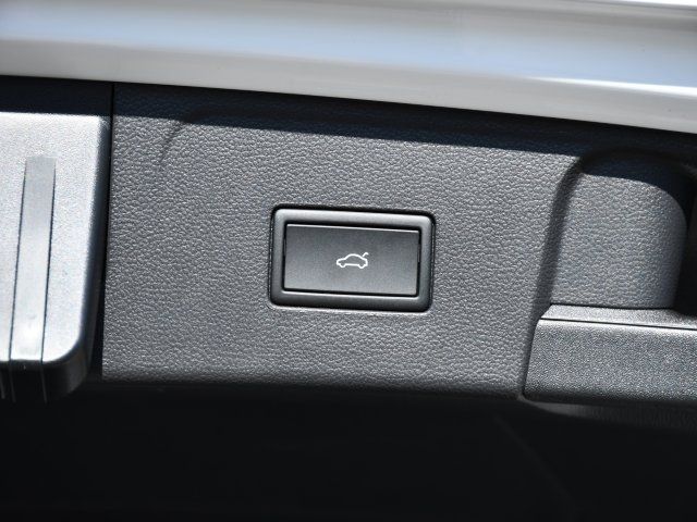 2026 Volkswagen Atlas SEL Premium R-Line - Photo 33