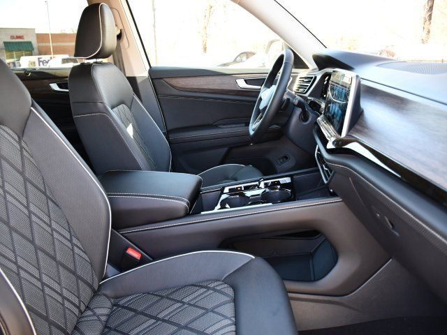 2026 Volkswagen Atlas SEL Premium R-Line - Photo 34