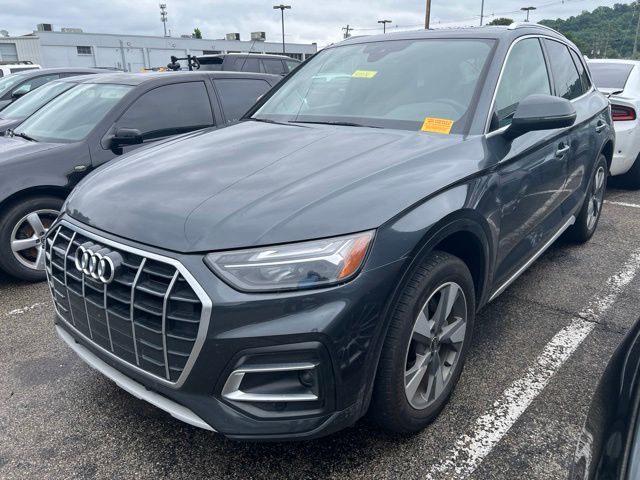 2023 Audi Q5 40 Premium Plus's photo