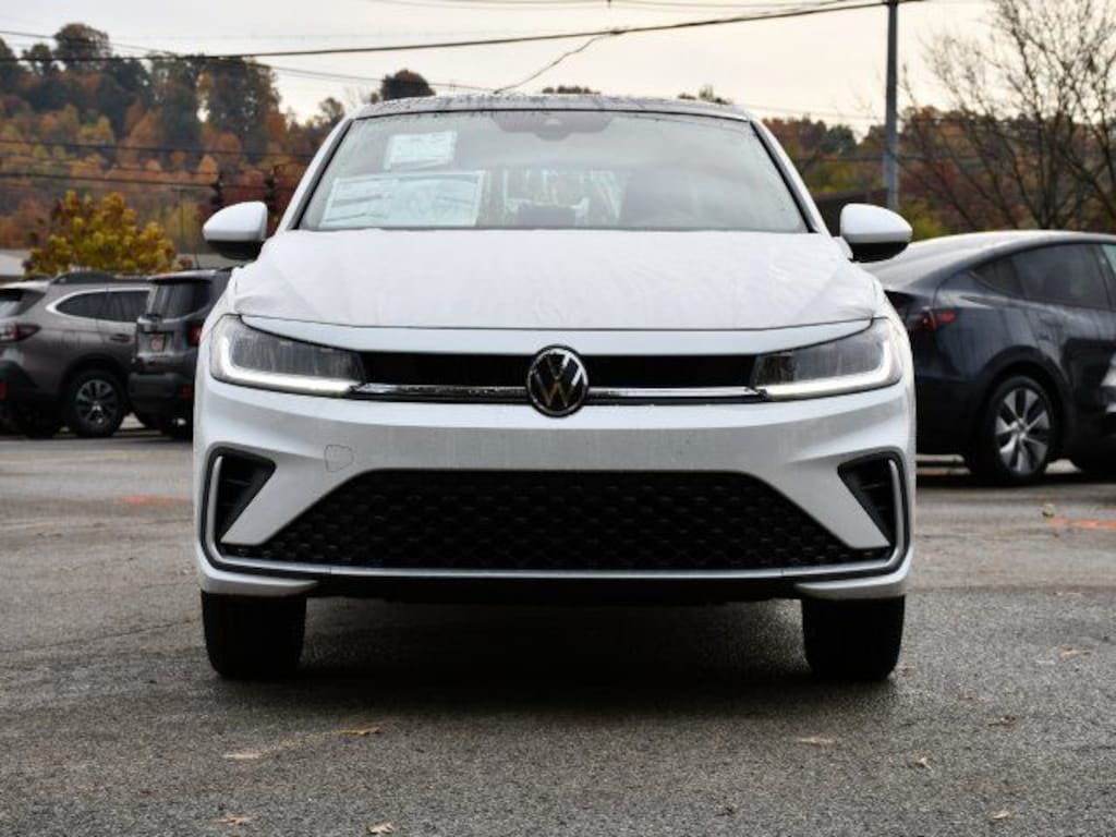 New 2026 Volkswagen Jetta 1.5T SE Sedan