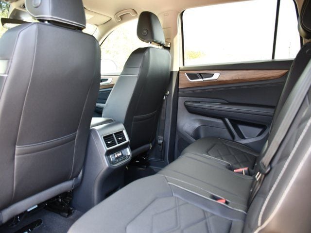 2026 Volkswagen Atlas SE - Photo 17