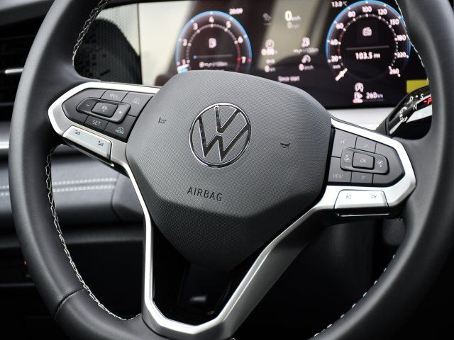 2026 Volkswagen Tiguan SE - Photo 20