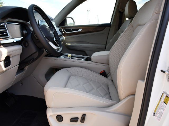 2026 Volkswagen Atlas SE - Photo 12