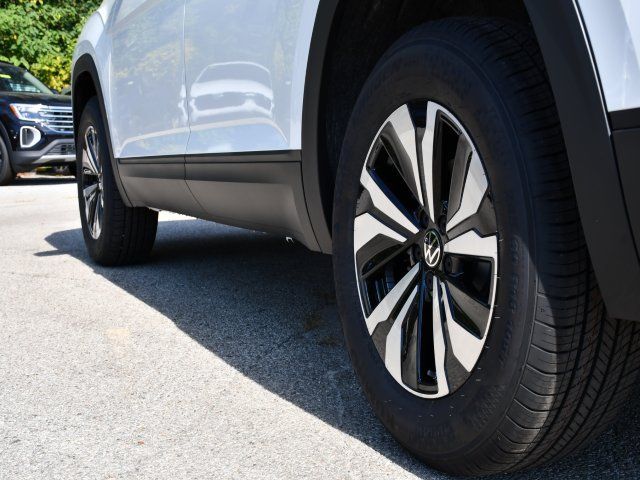 2026 Volkswagen Atlas SE - Photo 9