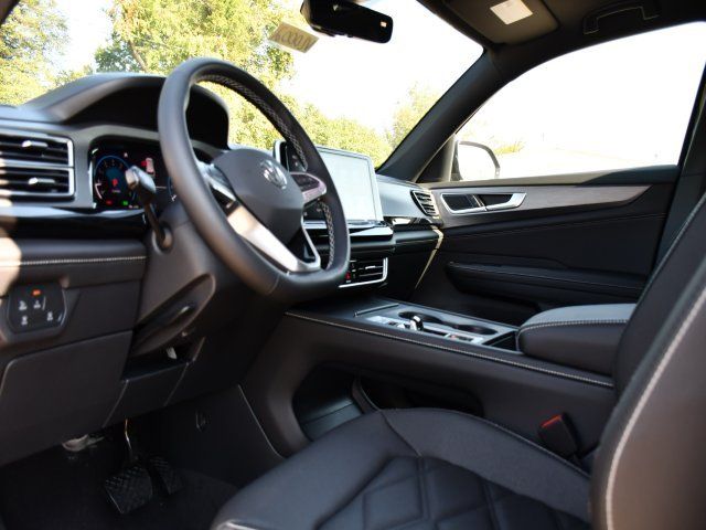 2026 Volkswagen Atlas Cross Sport SE - Photo 13