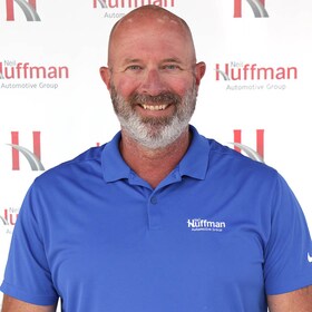 Staff member David Nelson from ID_0fbf37