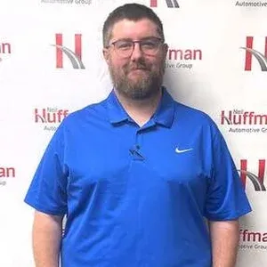 Staff member Eric Mills from ID_0fbf37