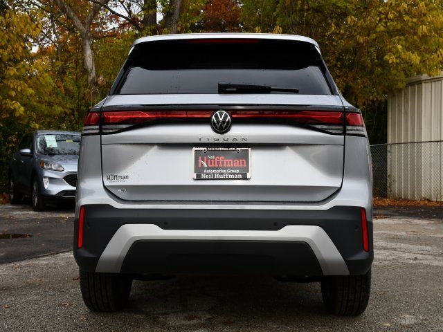 2026 Volkswagen Tiguan SE - Photo 6