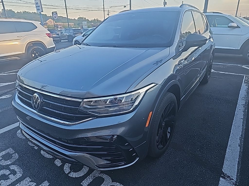 2024 Volkswagen Tiguan SE R-LINE BLACK