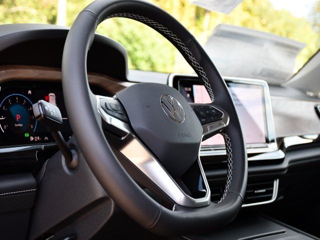 2026 Volkswagen Atlas SE - Photo 11