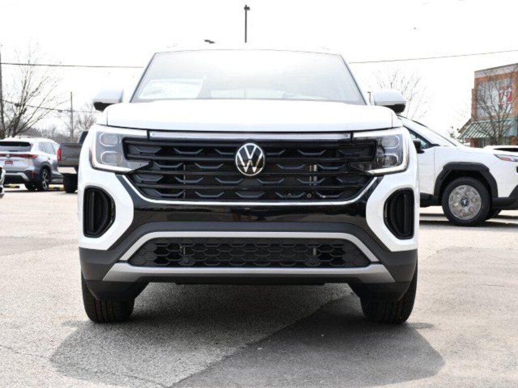 New 2026 Volkswagen Atlas Cross Sport 2.0T SE SUV