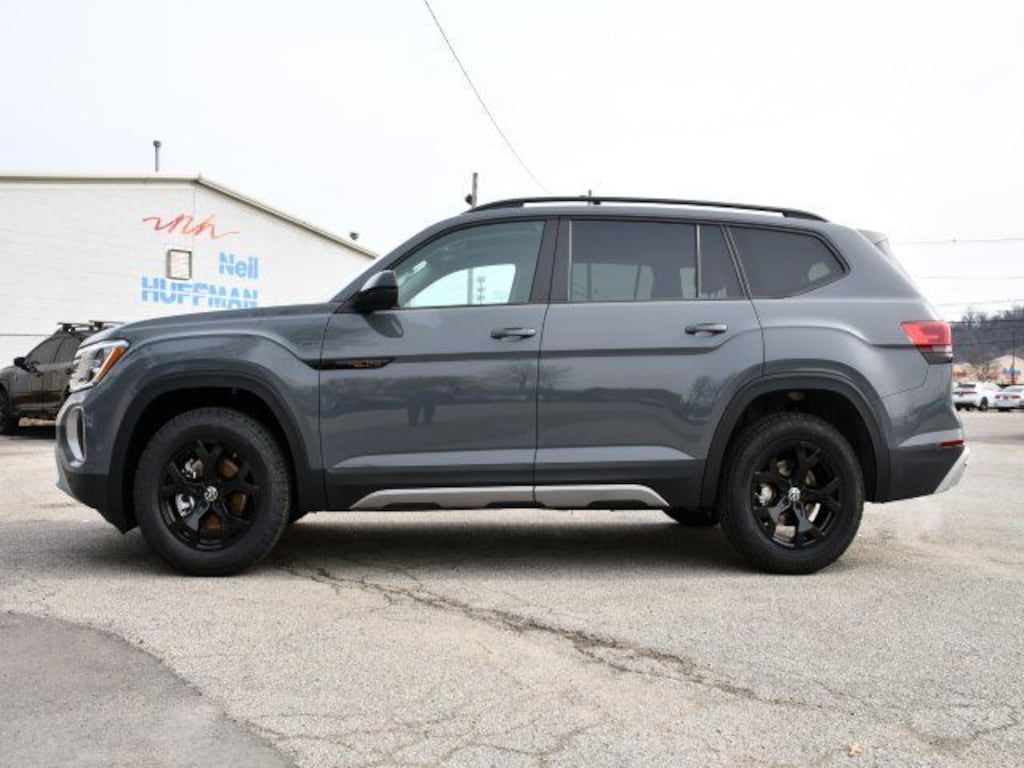 New 2026 Volkswagen Atlas 2.0T Peak Edition SUV