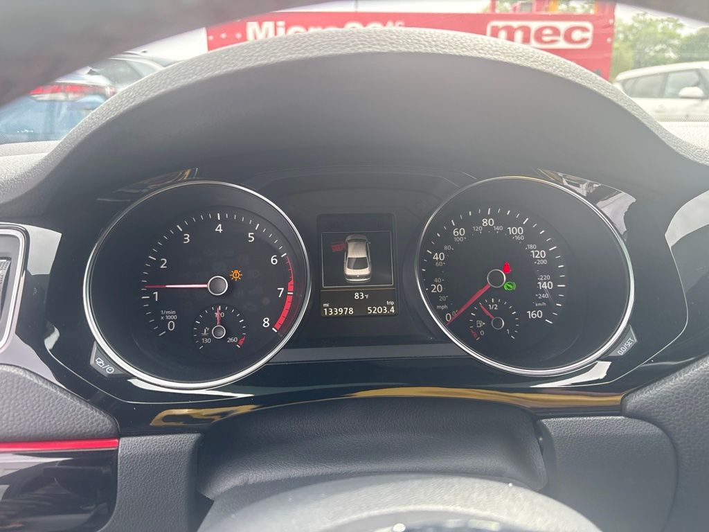 3VW4T7AJ9HM215052