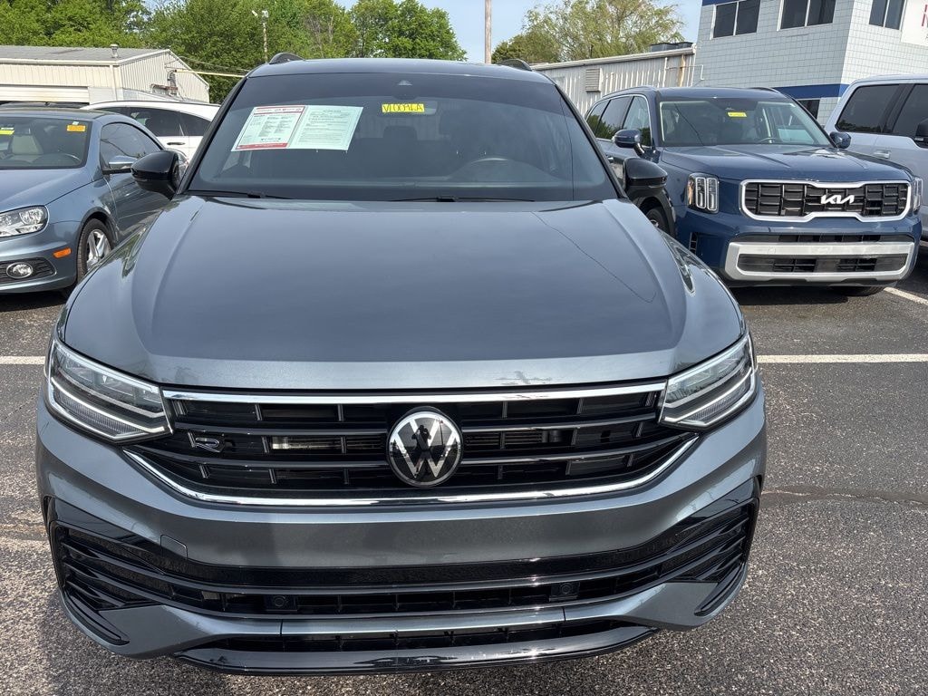 Used 2024 Volkswagen Tiguan 2.0T SE R-Line Black SUV