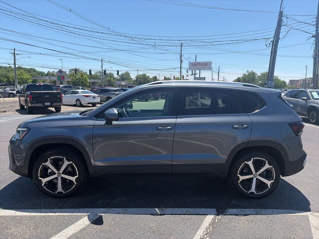 Used 2025 Volkswagen Taos 1.5T SEL SUV