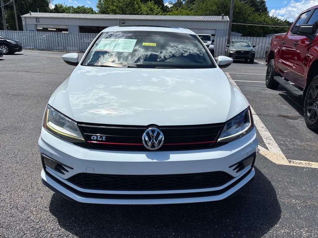 3VW4T7AJ9HM215052