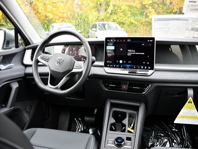2026 Volkswagen Tiguan SE - Photo 18