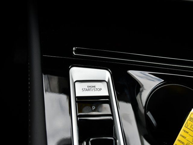 2025 Volkswagen Atlas Cross Sport SEL - Photo 17