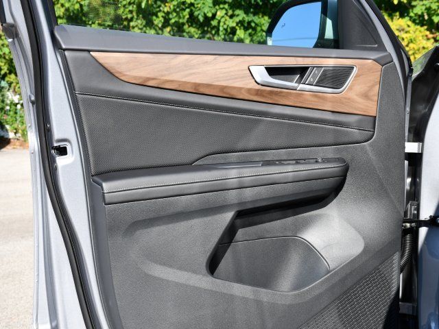 2026 Volkswagen Atlas SE - Photo 10